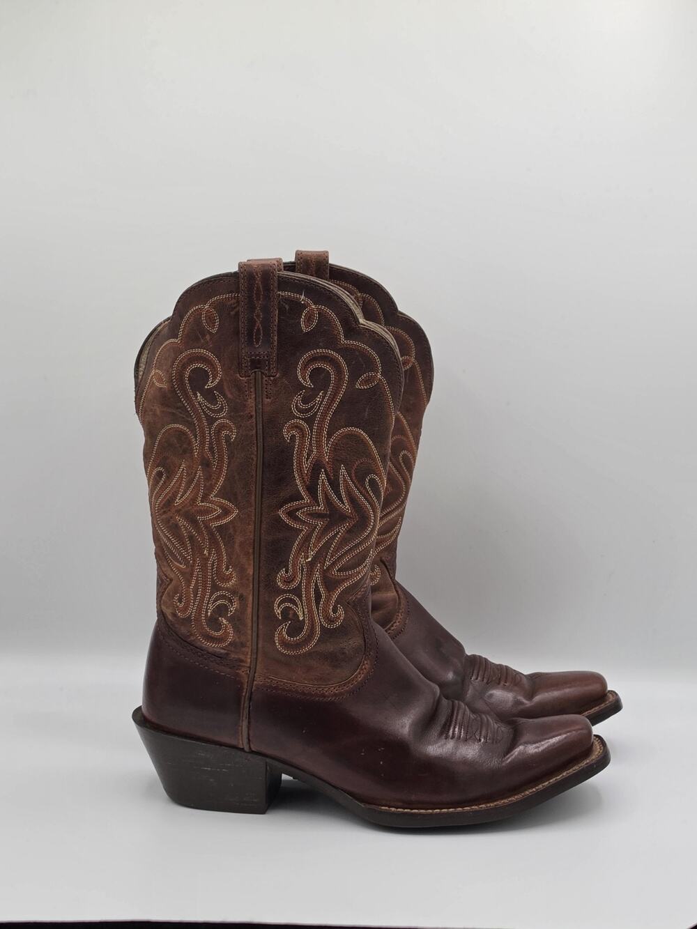 Ariat Women’s 7.5 B Brown Leather Western Cowboy Boots Square Toe Embroidered